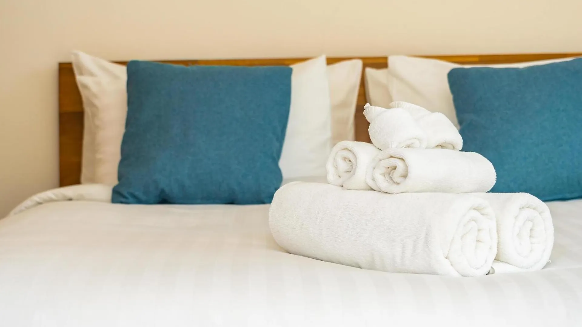 Apartment Aparthotel Riviera: Vieille Ville Elegance Near Promenade des Anglais Nice